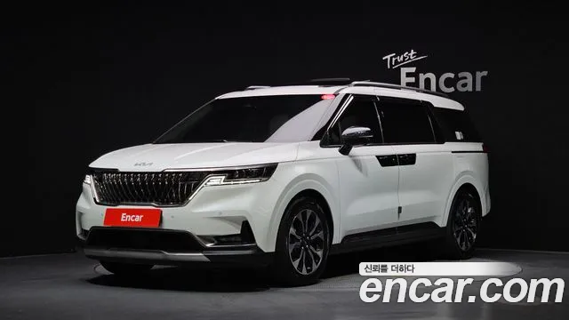 Kia Canival 2022 — photo 1