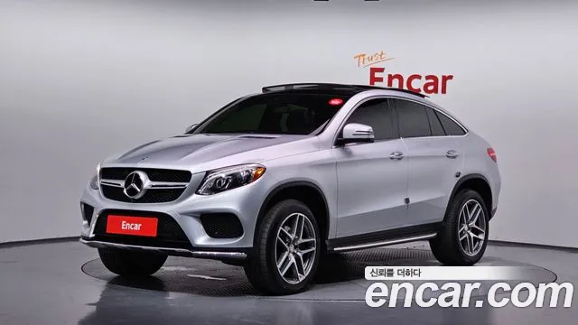 Mercedes-Benz GLE-Class 2017 — photo 1