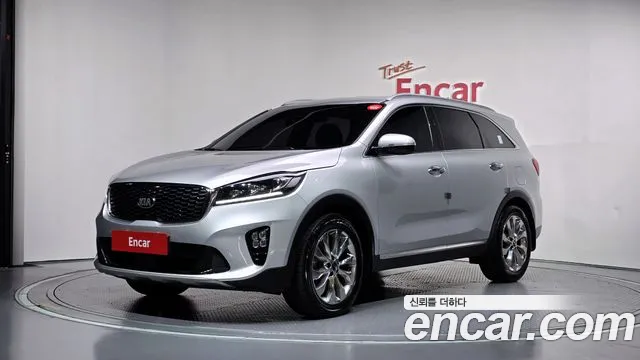 Kia Sorento 2019 — photo 1