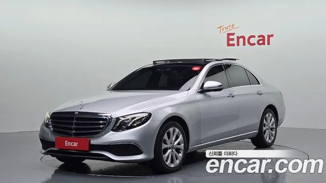Mercedes-Benz E-Class 2019 — photo 1