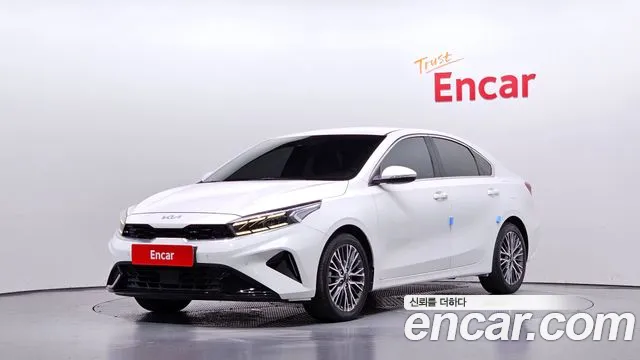 Kia K3 2022 — photo 1