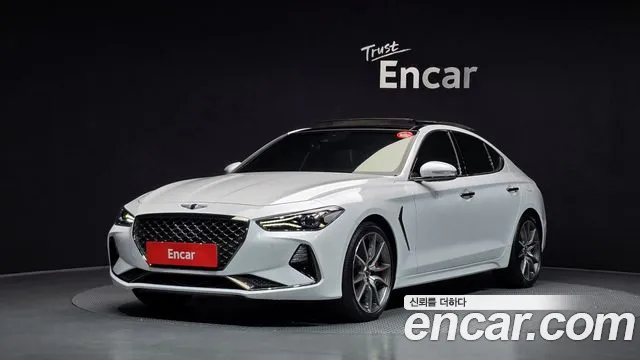 Genesis G70 2019 — photo 1