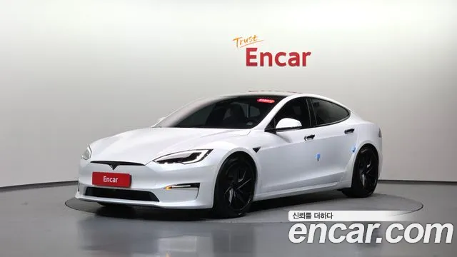 Tesla Model S 2026 — photo 1