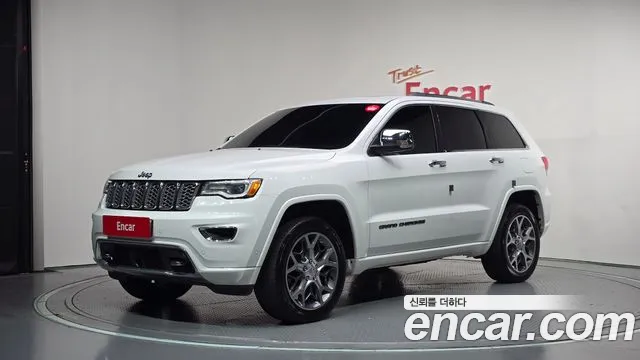 Jeep Cherokee 2020 — photo 1