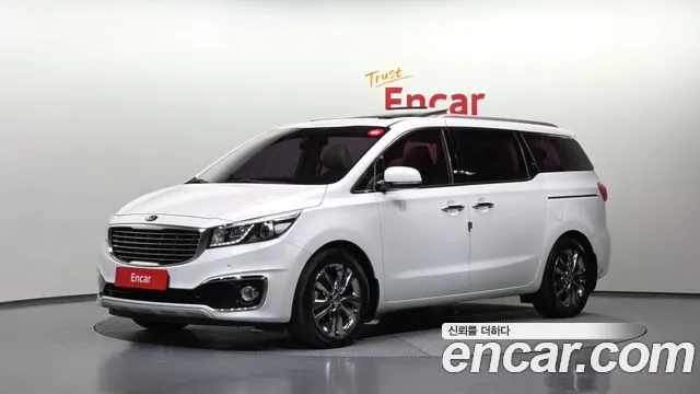 Kia Canival 2017 — photo 1