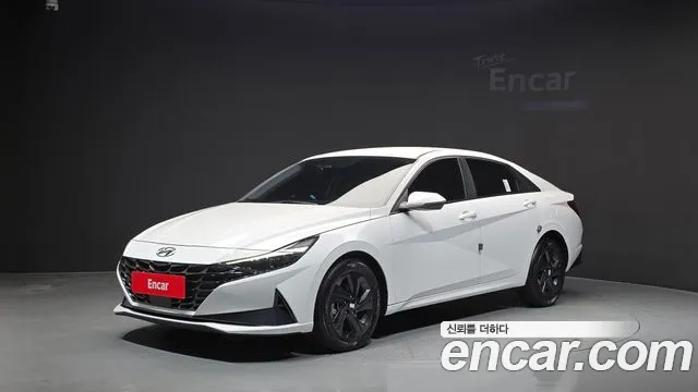 Hyundai AVANTE 2023 — photo 1
