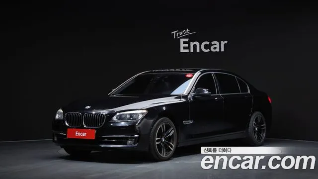 BMW 7-Series 2015 — photo 1
