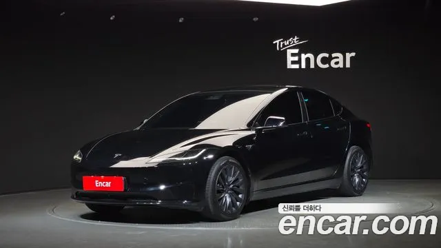 Tesla Model 3 2024 — photo 1