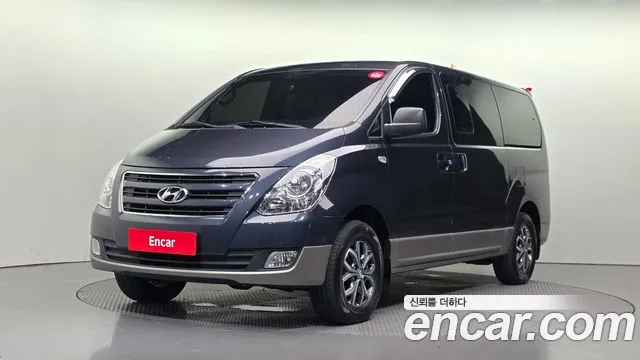 Hyundai Starex 2018 — photo 1