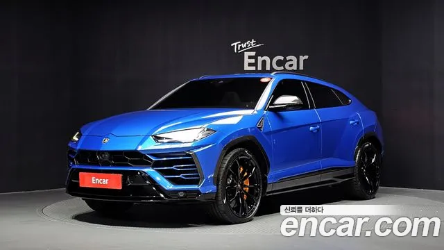 Lamborghini Urus 2021 — photo 1