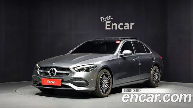 Mercedes-Benz C-Class 2022 — photo 1