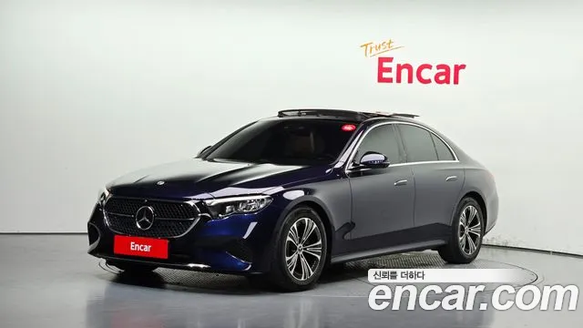 Mercedes-Benz E-Class 2024 — photo 1