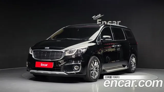 Kia Canival 2016 — photo 1