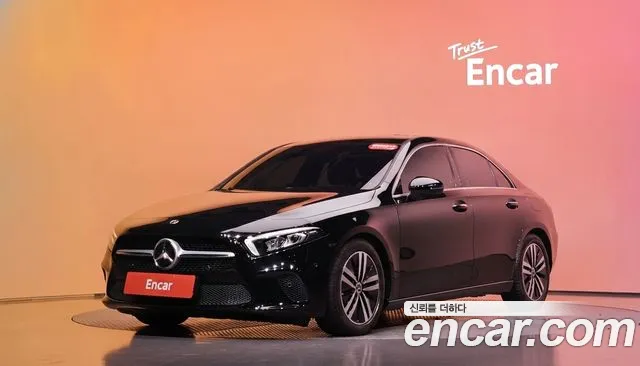 Mercedes-Benz A-Class 2021 — photo 1