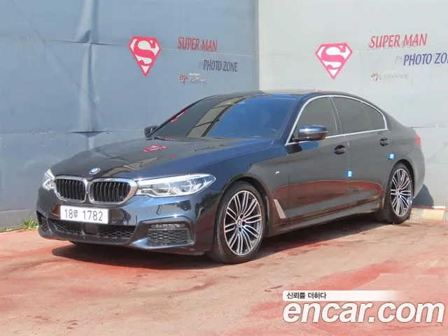 BMW 5-Series 2019 — photo 1
