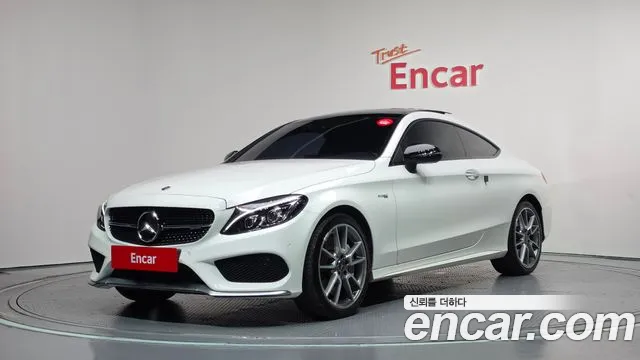 Mercedes-Benz C-Class 2018 — photo 1