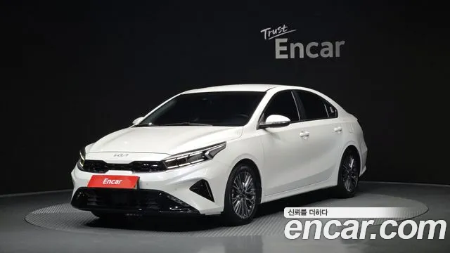Kia K3 2022 — photo 1