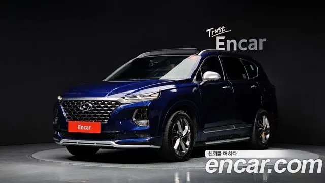 Hyundai Santafe 2019 — photo 1