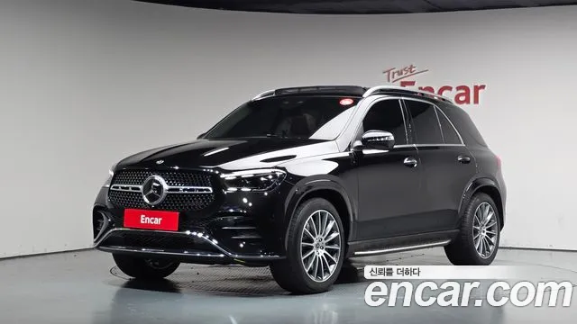Mercedes-Benz GLE-Class 2024 — photo 1
