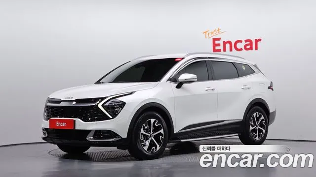 Kia Sportage 2023 — photo 1