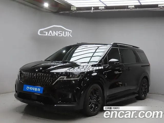 Kia Canival 2021 — photo 1