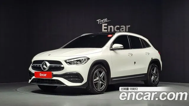 Mercedes-Benz GLA-Class 2020 — photo 1