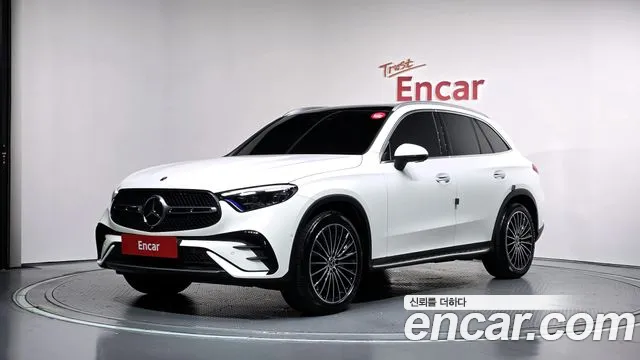 Mercedes-Benz GLC-Class 2023 — photo 1