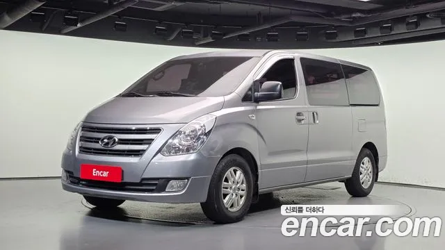 Hyundai Starex 2016 — photo 1
