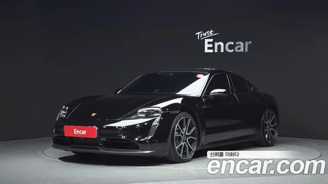 Porsche Taycan 2023 — photo 1
