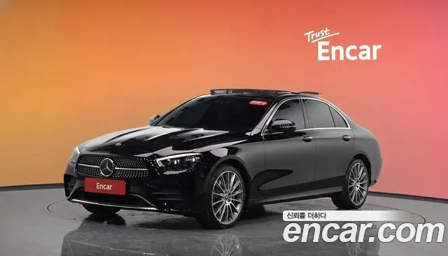 Mercedes-Benz E-Class 2022 — photo 1