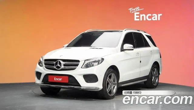 Mercedes-Benz GLE-Class 2017 — photo 1