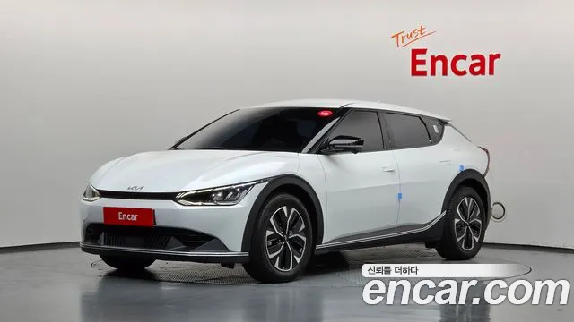 Kia EV6 2023 — photo 1