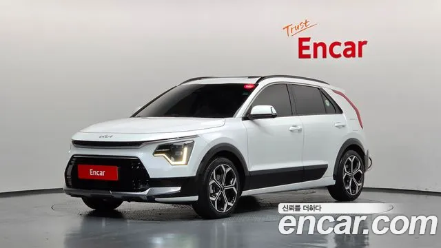 Kia Niro 2022 — photo 1