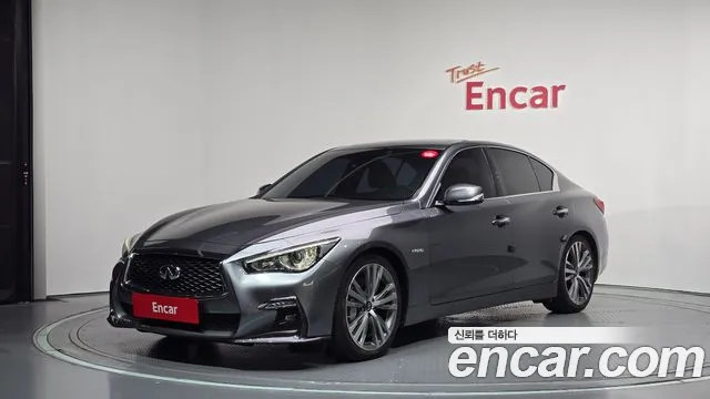 Infiniti Q50 2018 — photo 1
