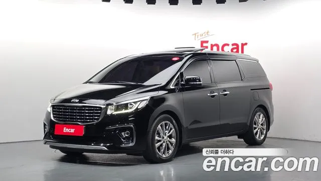 Kia Canival 2019 — photo 1