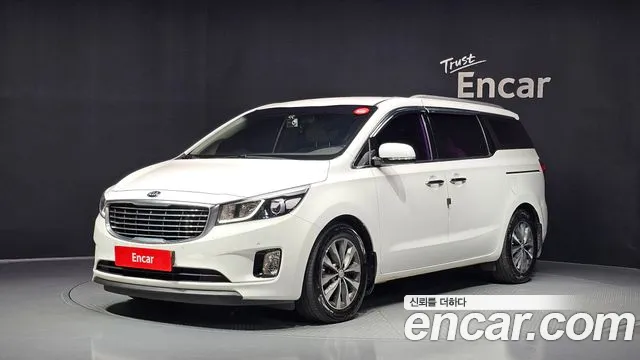 Kia Canival 2018 — photo 1