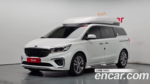 Kia Canival 2019 — photo 1