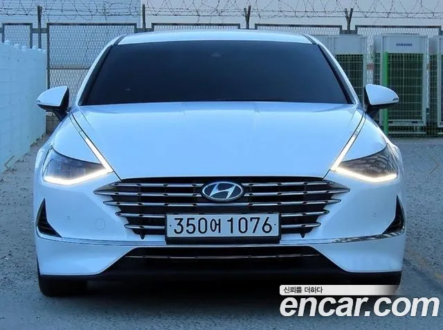 Hyundai Sonata 2021 — photo 1