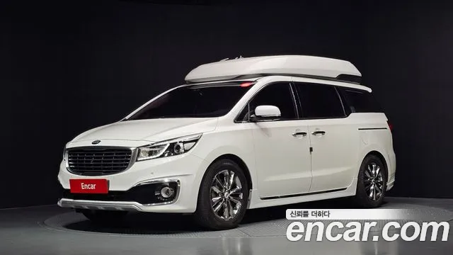 Kia Canival 2017 — photo 1