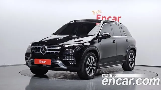 Mercedes-Benz GLE-Class 2025 — photo 1