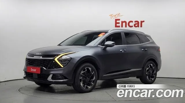 Kia Sportage 2023 — photo 1