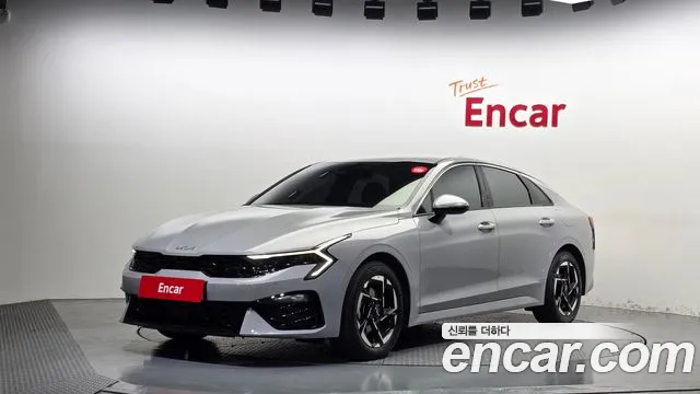 Kia K5 2025 — photo 1