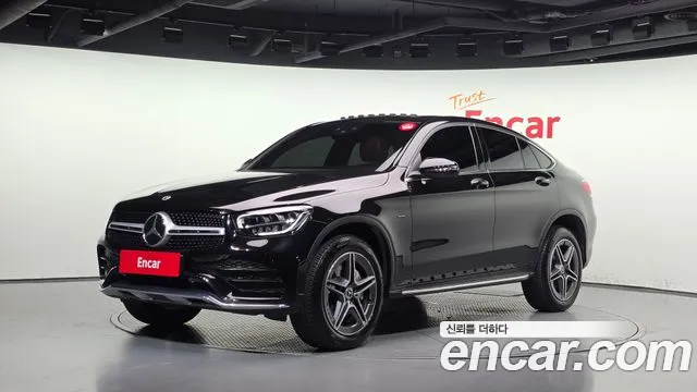 Mercedes-Benz GLC-Class 2021 — photo 1