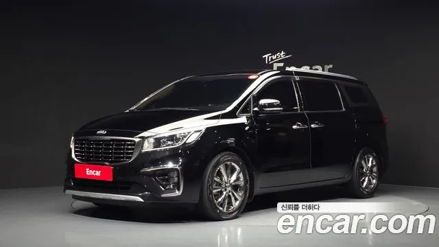 Kia Canival 2020 — photo 1