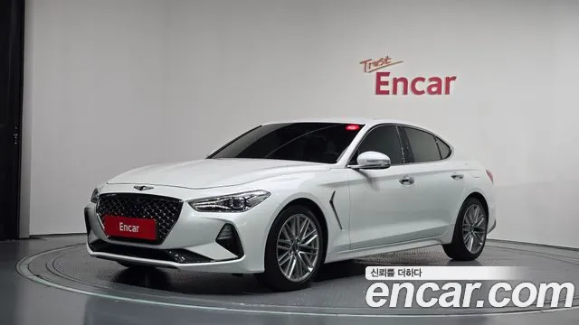 Genesis G70 2019 — photo 1
