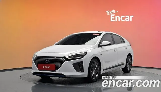 Hyundai Ioniq 2016 — photo 1