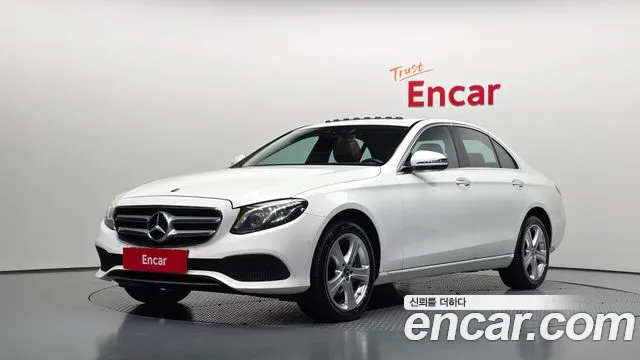 Mercedes-Benz E-Class 2018 — photo 1