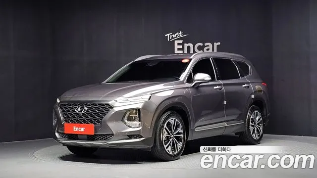 Hyundai Santafe 2019 — photo 1