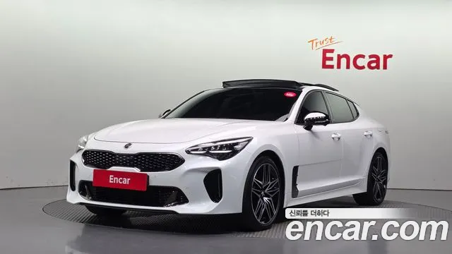 Kia Stinger 2021 — photo 1