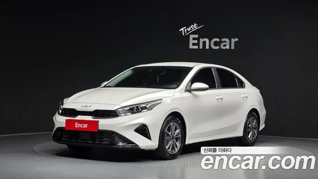 Kia K3 2023 — photo 1